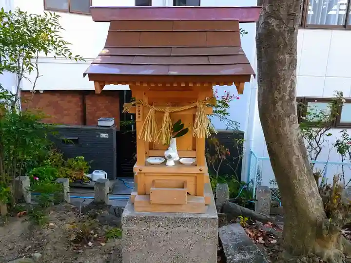 高山古墳神社の末社・摂社