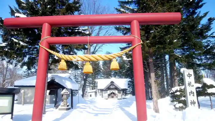 中札内神社の鳥居