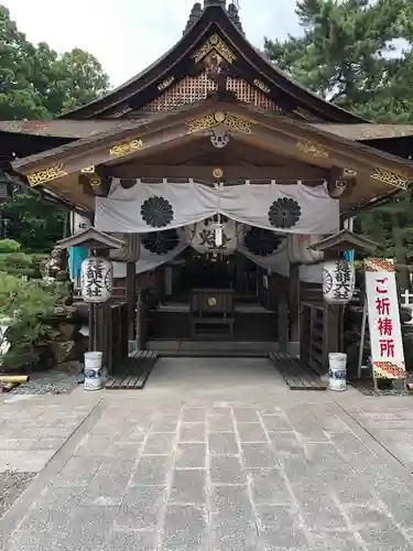 建部大社の本殿・本堂
