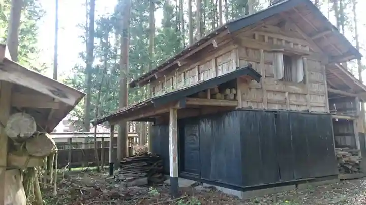 荒橿神社の本殿・本堂