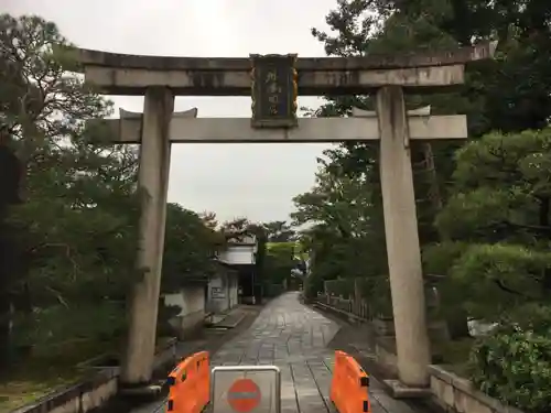 城南宮の鳥居