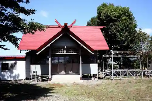 鶴野稲荷神社の本殿