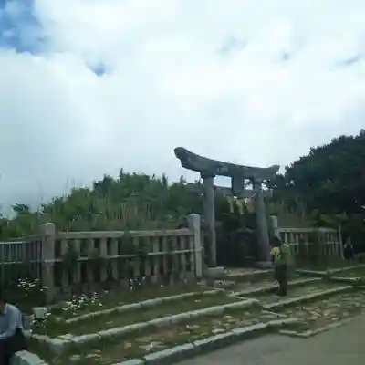 彌彦神社奥宮（御神廟）(新潟県)