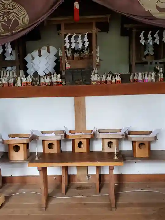 小鹿神社の本殿・本堂