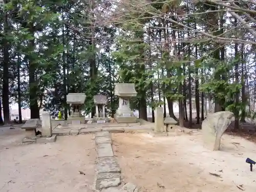 滑川神社 - 仕事と子どもの守り神の末社