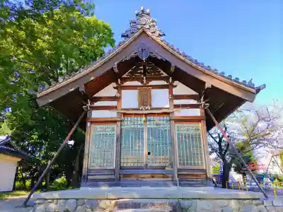 和爾良神社の本殿・本堂