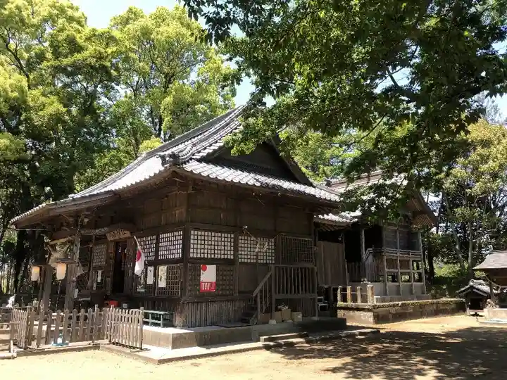 高屋神社の本殿・本堂