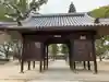 素盞嗚神社の山門・神門