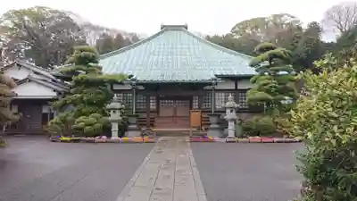 医王寺の本殿・本堂
