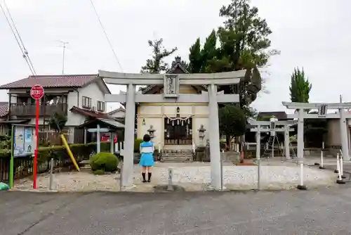 諏訪神社の鳥居