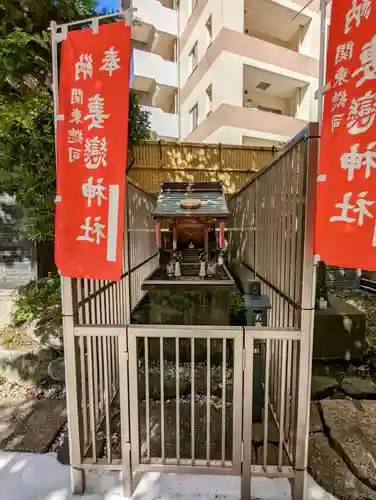 妻恋神社の末社