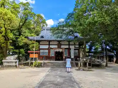 高牟神社(瀬古)の本殿・本堂