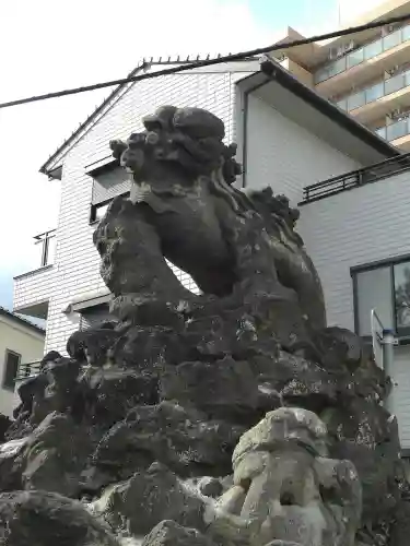 取手八坂神社の狛犬