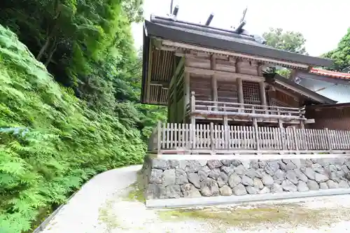 久奈子神社の本殿