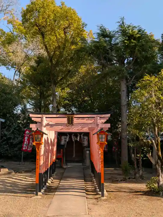 片埜神社の{uncategorized: "未分類", other: "その他", undefined: "問題あり", building: "その他建物", grave: "お墓", sacred_gate: "鳥居", guardian: "狛犬", statue: "像", buddha: "仏像", history: "歴史", nature: "自然", garden: "庭園", animal: "動物", pagoda: "塔", temizu: "手水舎", mountain_gate: "山門・神門", sanctuary: "本殿・本堂", subordinate: "末社・摂社", art: "芸術", scenery: "景色", jizo: "地蔵", ema: "絵馬", goshuin: "御朱印", omikuji: "おみくじ", items: "授与品その他", amulet: "お守り", goshuincho: "御朱印帳", eats: "食事", festival: "お祭り", votive_dance: "神楽", shichigosan: "七五三参", wedding: "結婚式", experience: "体験その他", initially: "初詣", around: "周辺", anti_infection: "感染症対策"}