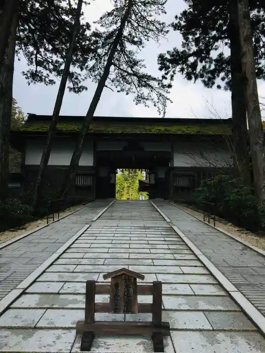 高野山真言宗総本山金剛峯寺の山門・神門