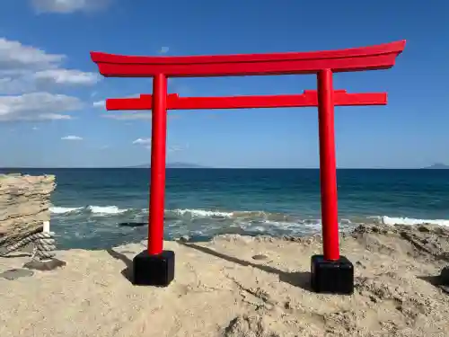 伊古奈比咩命神社の{uncategorized: "未分類", other: "その他", undefined: "問題あり", building: "その他建物", grave: "お墓", sacred_gate: "鳥居", guardian: "狛犬", statue: "像", buddha: "仏像", history: "歴史", nature: "自然", garden: "庭園", animal: "動物", pagoda: "塔", temizu: "手水舎", mountain_gate: "山門・神門", sanctuary: "本殿・本堂", subordinate: "末社・摂社", art: "芸術", scenery: "景色", jizo: "地蔵", ema: "絵馬", goshuin: "御朱印", omikuji: "おみくじ", items: "授与品その他", amulet: "お守り", goshuincho: "御朱印帳", eats: "食事", festival: "お祭り", votive_dance: "神楽", shichigosan: "七五三参", wedding: "結婚式", experience: "体験その他", initially: "初詣", around: "周辺", anti_infection: "感染症対策"}
