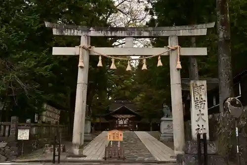 諏訪大社下社春宮(長野県)