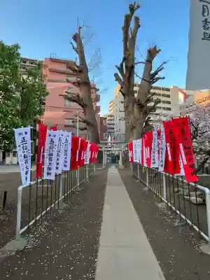 出世稲荷神社の{uncategorized: "未分類", other: "その他", undefined: "問題あり", building: "その他建物", grave: "お墓", sacred_gate: "鳥居", guardian: "狛犬", statue: "像", buddha: "仏像", history: "歴史", nature: "自然", garden: "庭園", animal: "動物", pagoda: "塔", temizu: "手水舎", mountain_gate: "山門・神門", sanctuary: "本殿・本堂", subordinate: "末社・摂社", art: "芸術", scenery: "景色", jizo: "地蔵", ema: "絵馬", goshuin: "御朱印", omikuji: "おみくじ", items: "授与品その他", amulet: "お守り", goshuincho: "御朱印帳", eats: "食事", festival: "お祭り", votive_dance: "神楽", shichigosan: "七五三参", wedding: "結婚式", experience: "体験その他", initially: "初詣", around: "周辺", anti_infection: "感染症対策"}