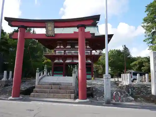 飯野八幡宮の鳥居