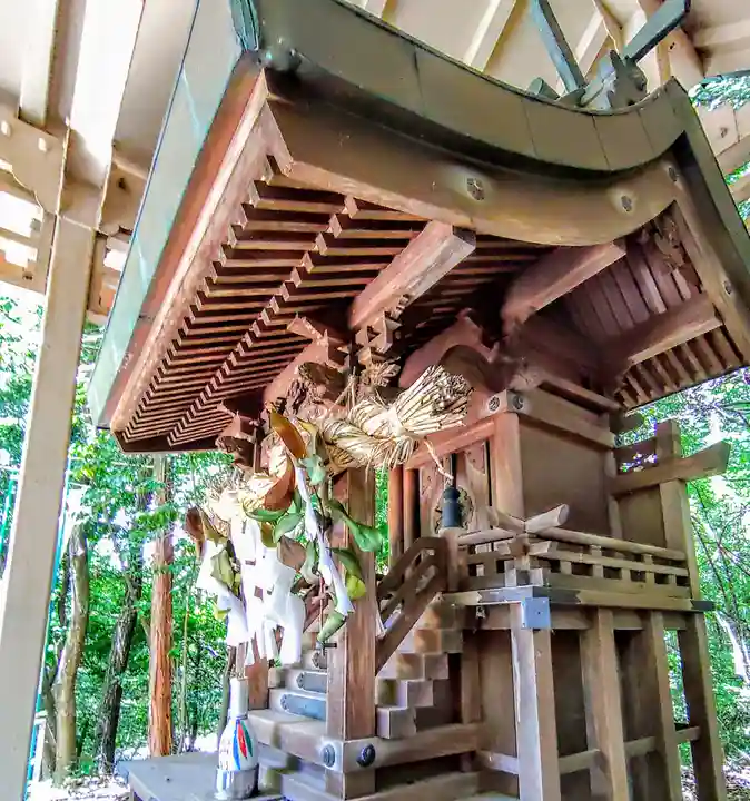 八劔神社(大森)の末社・摂社