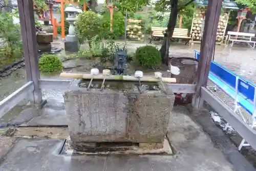 帯解寺の手水舎