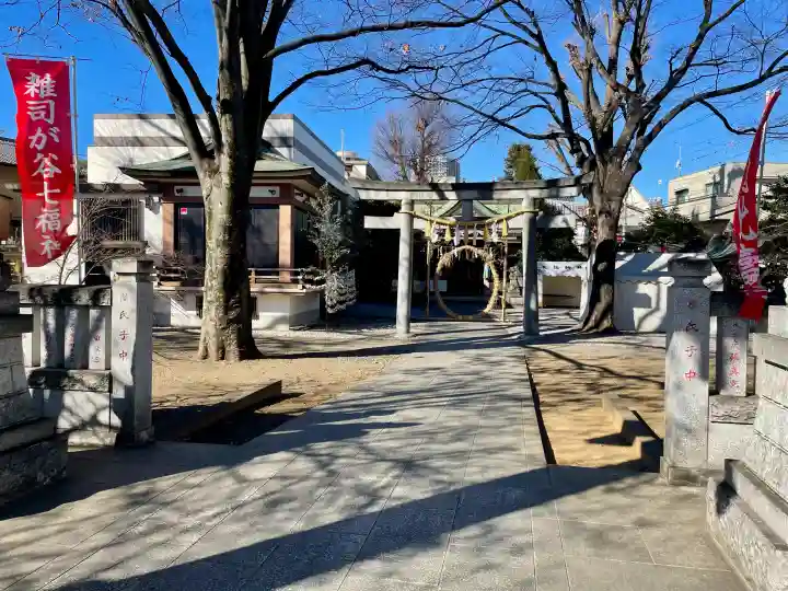 大鳥神社の{uncategorized: "未分類", other: "その他", undefined: "問題あり", building: "その他建物", grave: "お墓", sacred_gate: "鳥居", guardian: "狛犬", statue: "像", buddha: "仏像", history: "歴史", nature: "自然", garden: "庭園", animal: "動物", pagoda: "塔", temizu: "手水舎", mountain_gate: "山門・神門", sanctuary: "本殿・本堂", subordinate: "末社・摂社", art: "芸術", scenery: "景色", jizo: "地蔵", ema: "絵馬", goshuin: "御朱印", omikuji: "おみくじ", items: "授与品その他", amulet: "お守り", goshuincho: "御朱印帳", eats: "食事", festival: "お祭り", votive_dance: "神楽", shichigosan: "七五三参", wedding: "結婚式", experience: "体験その他", initially: "初詣", around: "周辺", anti_infection: "感染症対策"}