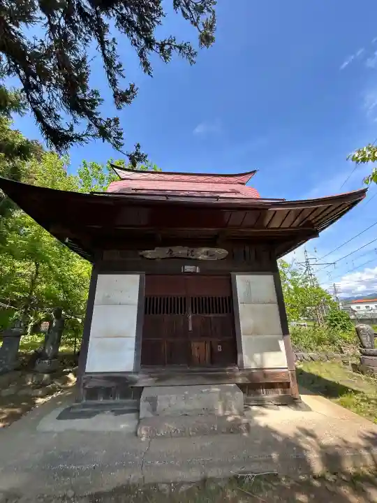 弘法堂の{uncategorized: "未分類", other: "その他", undefined: "問題あり", building: "その他建物", grave: "お墓", sacred_gate: "鳥居", guardian: "狛犬", statue: "像", buddha: "仏像", history: "歴史", nature: "自然", garden: "庭園", animal: "動物", pagoda: "塔", temizu: "手水舎", mountain_gate: "山門・神門", sanctuary: "本殿・本堂", subordinate: "末社・摂社", art: "芸術", scenery: "景色", jizo: "地蔵", ema: "絵馬", goshuin: "御朱印", omikuji: "おみくじ", items: "授与品その他", amulet: "お守り", goshuincho: "御朱印帳", eats: "食事", festival: "お祭り", votive_dance: "神楽", shichigosan: "七五三参", wedding: "結婚式", experience: "体験その他", initially: "初詣", around: "周辺", anti_infection: "感染症対策"}