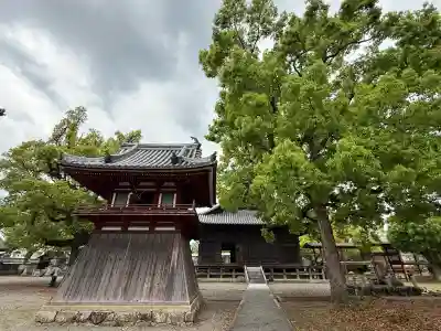 斑鳩寺の{uncategorized: "未分類", other: "その他", undefined: "問題あり", building: "その他建物", grave: "お墓", sacred_gate: "鳥居", guardian: "狛犬", statue: "像", buddha: "仏像", history: "歴史", nature: "自然", garden: "庭園", animal: "動物", pagoda: "塔", temizu: "手水舎", mountain_gate: "山門・神門", sanctuary: "本殿・本堂", subordinate: "末社・摂社", art: "芸術", scenery: "景色", jizo: "地蔵", ema: "絵馬", goshuin: "御朱印", omikuji: "おみくじ", items: "授与品その他", amulet: "お守り", goshuincho: "御朱印帳", eats: "食事", festival: "お祭り", votive_dance: "神楽", shichigosan: "七五三参", wedding: "結婚式", experience: "体験その他", initially: "初詣", around: "周辺", anti_infection: "感染症対策"}