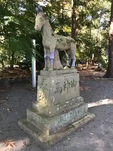 廣瀬神社の像