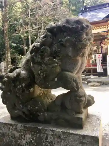 宝登山神社の狛犬