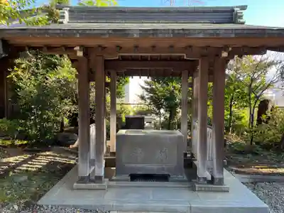 筑土八幡神社の手水舎