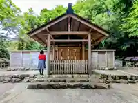 八王子社の本殿・本堂