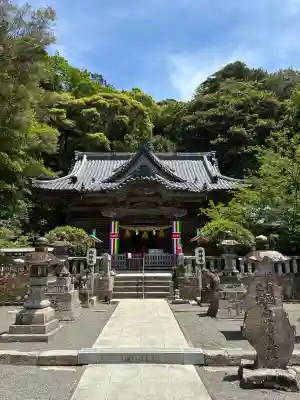 伊古奈比咩命神社の{uncategorized: "未分類", other: "その他", undefined: "問題あり", building: "その他建物", grave: "お墓", sacred_gate: "鳥居", guardian: "狛犬", statue: "像", buddha: "仏像", history: "歴史", nature: "自然", garden: "庭園", animal: "動物", pagoda: "塔", temizu: "手水舎", mountain_gate: "山門・神門", sanctuary: "本殿・本堂", subordinate: "末社・摂社", art: "芸術", scenery: "景色", jizo: "地蔵", ema: "絵馬", goshuin: "御朱印", omikuji: "おみくじ", items: "授与品その他", amulet: "お守り", goshuincho: "御朱印帳", eats: "食事", festival: "お祭り", votive_dance: "神楽", shichigosan: "七五三参", wedding: "結婚式", experience: "体験その他", initially: "初詣", around: "周辺", anti_infection: "感染症対策"}