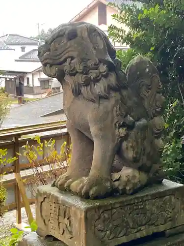 鳥海山大物忌神社吹浦口ノ宮の狛犬