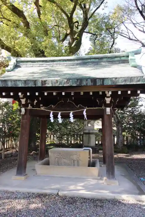 溝旗神社(肇國神社)の手水舎