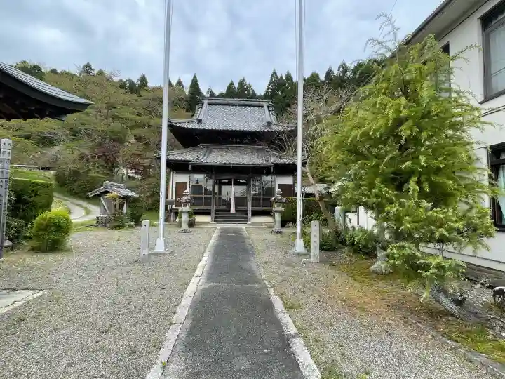 常光寺の{uncategorized: "未分類", other: "その他", undefined: "問題あり", building: "その他建物", grave: "お墓", sacred_gate: "鳥居", guardian: "狛犬", statue: "像", buddha: "仏像", history: "歴史", nature: "自然", garden: "庭園", animal: "動物", pagoda: "塔", temizu: "手水舎", mountain_gate: "山門・神門", sanctuary: "本殿・本堂", subordinate: "末社・摂社", art: "芸術", scenery: "景色", jizo: "地蔵", ema: "絵馬", goshuin: "御朱印", omikuji: "おみくじ", items: "授与品その他", amulet: "お守り", goshuincho: "御朱印帳", eats: "食事", festival: "お祭り", votive_dance: "神楽", shichigosan: "七五三参", wedding: "結婚式", experience: "体験その他", initially: "初詣", around: "周辺", anti_infection: "感染症対策"}