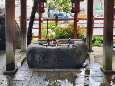 春日神社の手水舎