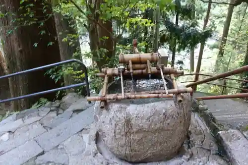 飛瀧神社（熊野那智大社別宮）の手水舎