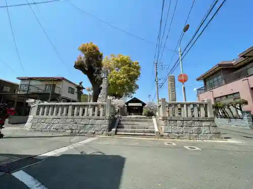 楯崎神社御籠所の建物その他