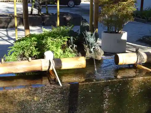 瀧泉寺（目黒不動尊）の手水舎