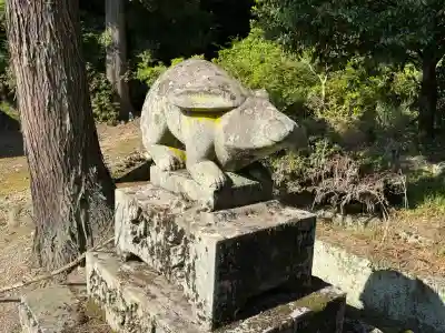 高木神社の{uncategorized: "未分類", other: "その他", undefined: "問題あり", building: "その他建物", grave: "お墓", sacred_gate: "鳥居", guardian: "狛犬", statue: "像", buddha: "仏像", history: "歴史", nature: "自然", garden: "庭園", animal: "動物", pagoda: "塔", temizu: "手水舎", mountain_gate: "山門・神門", sanctuary: "本殿・本堂", subordinate: "末社・摂社", art: "芸術", scenery: "景色", jizo: "地蔵", ema: "絵馬", goshuin: "御朱印", omikuji: "おみくじ", items: "授与品その他", amulet: "お守り", goshuincho: "御朱印帳", eats: "食事", festival: "お祭り", votive_dance: "神楽", shichigosan: "七五三参", wedding: "結婚式", experience: "体験その他", initially: "初詣", around: "周辺", anti_infection: "感染症対策"}