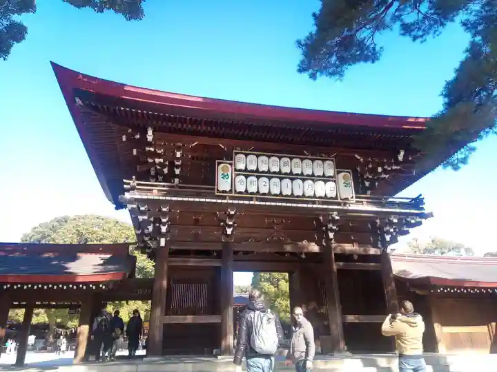 明治神宮の山門・神門