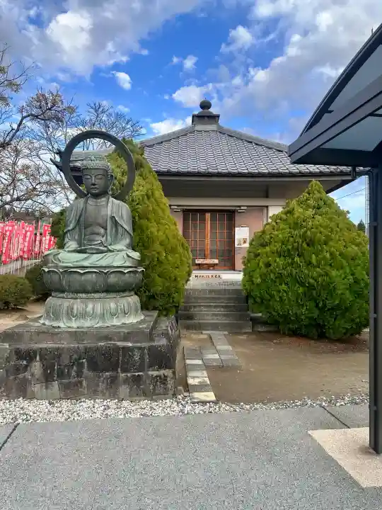 長福寿寺の{uncategorized: "未分類", other: "その他", undefined: "問題あり", building: "その他建物", grave: "お墓", sacred_gate: "鳥居", guardian: "狛犬", statue: "像", buddha: "仏像", history: "歴史", nature: "自然", garden: "庭園", animal: "動物", pagoda: "塔", temizu: "手水舎", mountain_gate: "山門・神門", sanctuary: "本殿・本堂", subordinate: "末社・摂社", art: "芸術", scenery: "景色", jizo: "地蔵", ema: "絵馬", goshuin: "御朱印", omikuji: "おみくじ", items: "授与品その他", amulet: "お守り", goshuincho: "御朱印帳", eats: "食事", festival: "お祭り", votive_dance: "神楽", shichigosan: "七五三参", wedding: "結婚式", experience: "体験その他", initially: "初詣", around: "周辺", anti_infection: "感染症対策"}