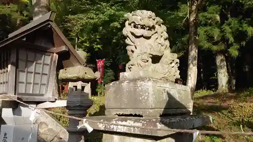 南湖神社の狛犬