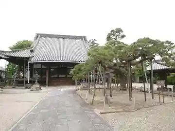 徳念寺の本殿・本堂