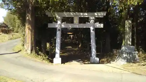 高房神社の鳥居