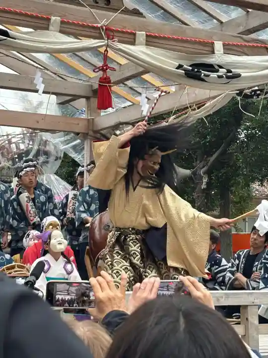 三熊野神社の{uncategorized: "未分類", other: "その他", undefined: "問題あり", building: "その他建物", grave: "お墓", sacred_gate: "鳥居", guardian: "狛犬", statue: "像", buddha: "仏像", history: "歴史", nature: "自然", garden: "庭園", animal: "動物", pagoda: "塔", temizu: "手水舎", mountain_gate: "山門・神門", sanctuary: "本殿・本堂", subordinate: "末社・摂社", art: "芸術", scenery: "景色", jizo: "地蔵", ema: "絵馬", goshuin: "御朱印", omikuji: "おみくじ", items: "授与品その他", amulet: "お守り", goshuincho: "御朱印帳", eats: "食事", festival: "お祭り", votive_dance: "神楽", shichigosan: "七五三参", wedding: "結婚式", experience: "体験その他", initially: "初詣", around: "周辺", anti_infection: "感染症対策"}