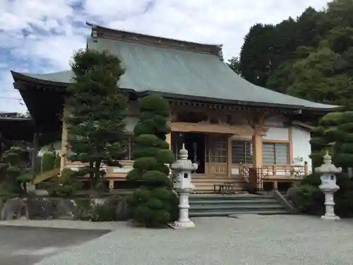 光明寺の本殿・本堂