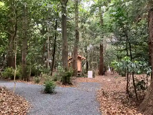 三嶋大社の{uncategorized: "未分類", other: "その他", undefined: "問題あり", building: "その他建物", grave: "お墓", sacred_gate: "鳥居", guardian: "狛犬", statue: "像", buddha: "仏像", history: "歴史", nature: "自然", garden: "庭園", animal: "動物", pagoda: "塔", temizu: "手水舎", mountain_gate: "山門・神門", sanctuary: "本殿・本堂", subordinate: "末社・摂社", art: "芸術", scenery: "景色", jizo: "地蔵", ema: "絵馬", goshuin: "御朱印", omikuji: "おみくじ", items: "授与品その他", amulet: "お守り", goshuincho: "御朱印帳", eats: "食事", festival: "お祭り", votive_dance: "神楽", shichigosan: "七五三参", wedding: "結婚式", experience: "体験その他", initially: "初詣", around: "周辺", anti_infection: "感染症対策"}
